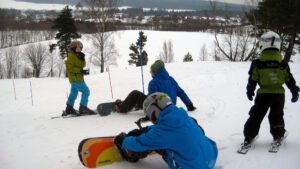 Även snowboard funkar fint i skidbacken.